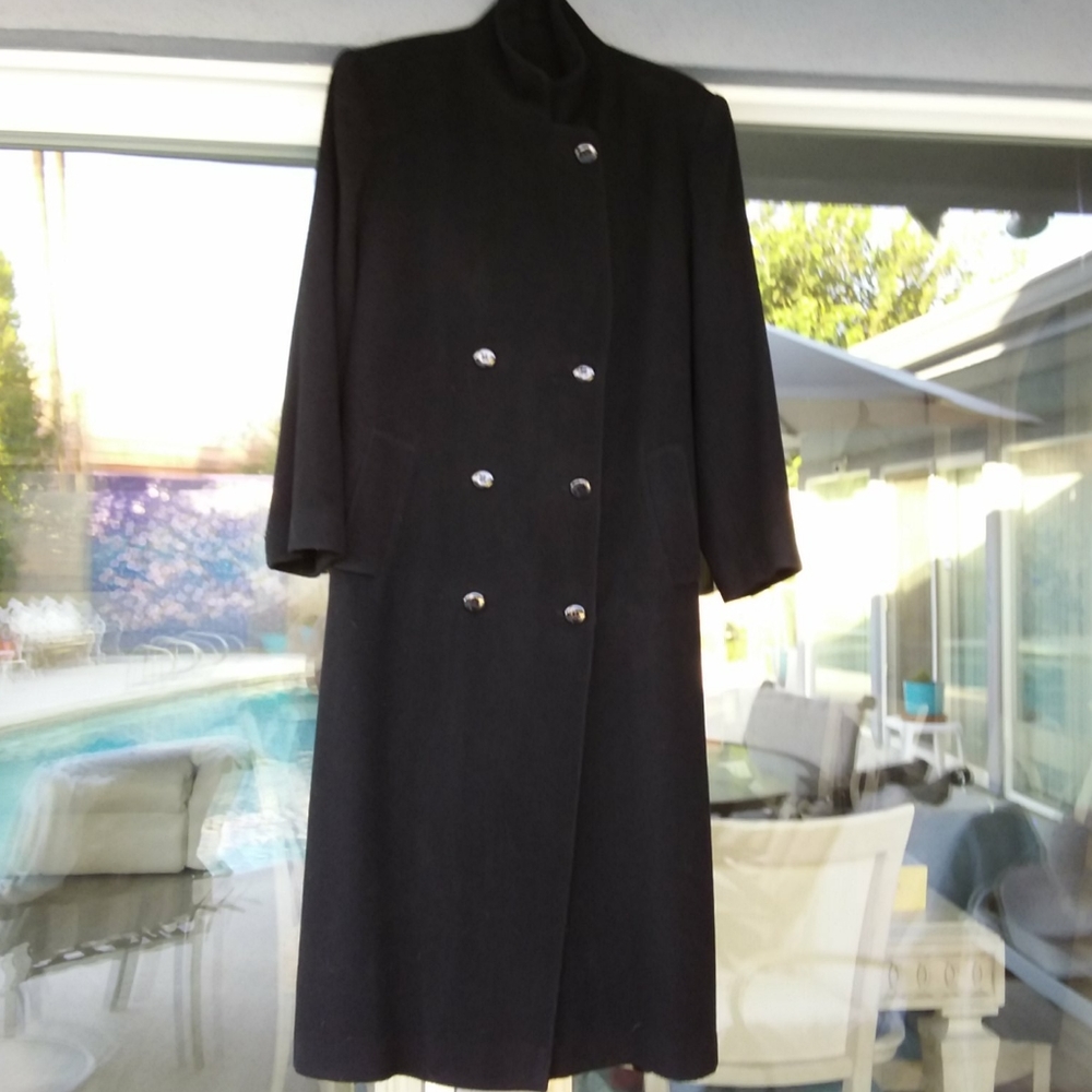 100% Camel Hair Full Length Black Coat